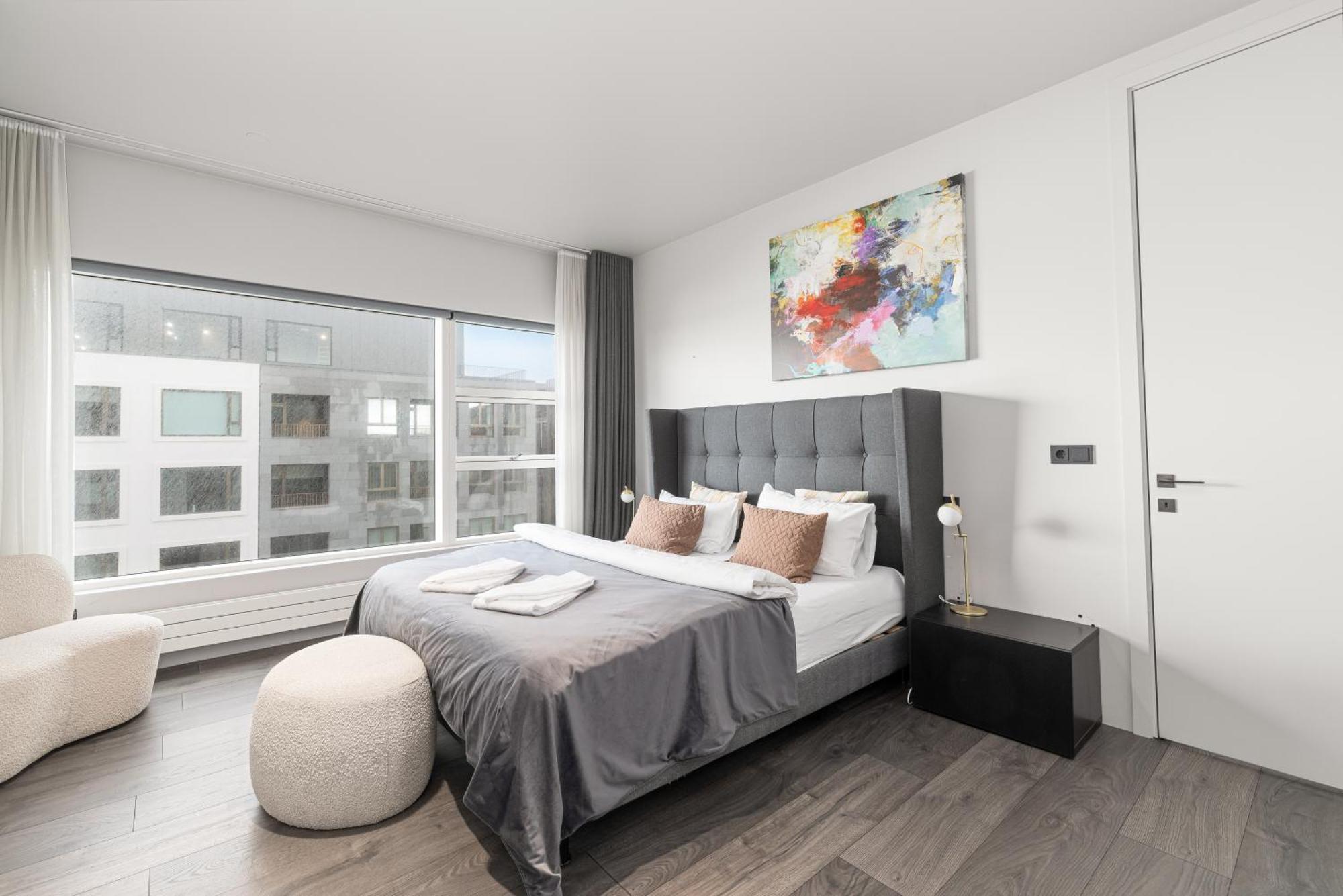 Vibrant Hafnatorg I Spacious Property With Expansive Garage 레이캬비크 외부 사진